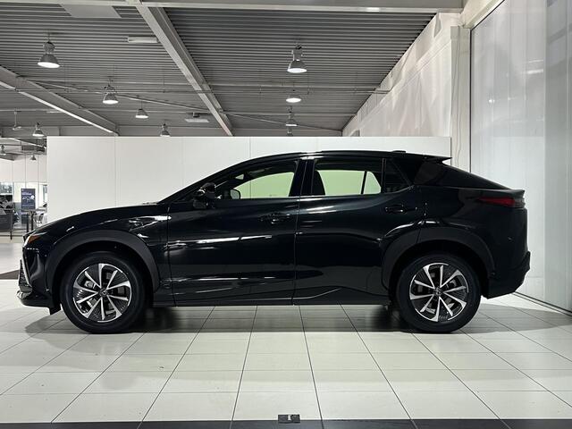 Lexus RZ 450e Comfort Line 71 kWh | 4WD| NIEUW | 17% bijtelling