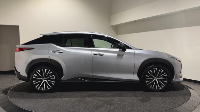 Lexus RZ 450e Executive Line 71 kWh | Leder interieur | Stoelen gekoeld & verwarmd | LMV 20" | Soh (batterijcheck) Waarde 97,8 %