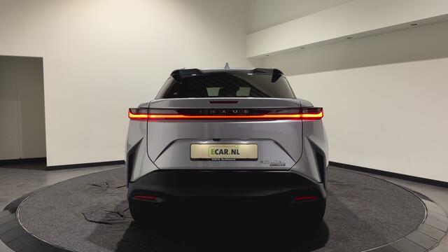 Lexus RZ 450e Executive Line 71 kWh | Leder interieur | Stoelen gekoeld & verwarmd | LMV 20" | Soh (batterijcheck) Waarde 97,8 %