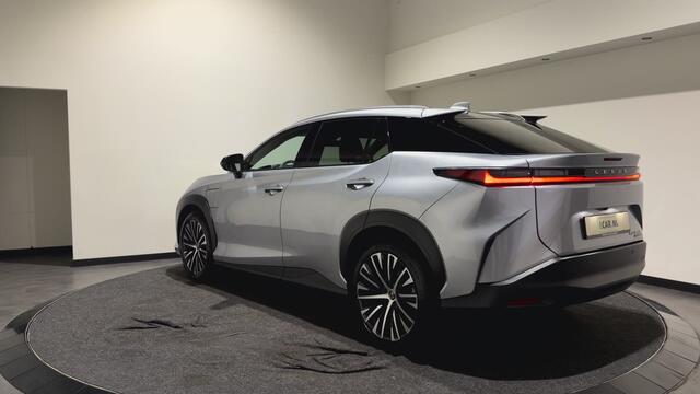 Lexus RZ 450e Executive Line 71 kWh | Leder interieur | Stoelen gekoeld & verwarmd | LMV 20" | Soh (batterijcheck) Waarde 97,8 %