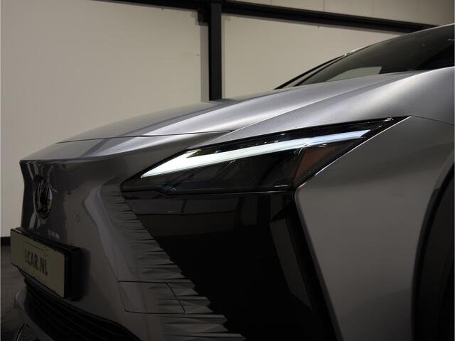 Lexus RZ 450e Executive Line 71 kWh | Leder interieur | Stoelen gekoeld & verwarmd | LMV 20" | Soh (batterijcheck) Waarde 97,8 %