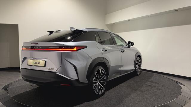 Lexus RZ 450e Executive Line 71 kWh | Leder interieur | Stoelen gekoeld & verwarmd | LMV 20" | Soh (batterijcheck) Waarde 97,2 %