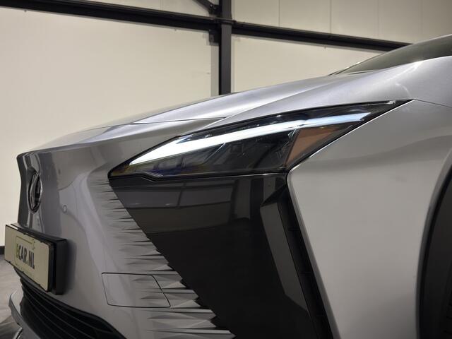 Lexus RZ 450e Executive Line 71 kWh | Leder interieur | Stoelen gekoeld & verwarmd | LMV 20" | Soh (batterijcheck) Waarde 97,2 %