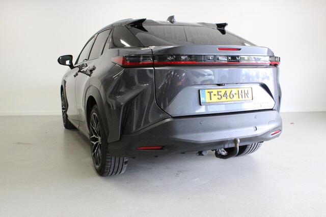 Lexus RZ 450e Executive Line 71 kWh | 100% S.O.H | CAMERA | AFN-TRHAAK | ACC | STOEL+STUUR/VERW | BLINDSPOT |