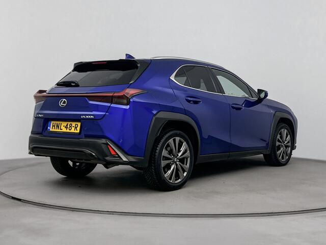 Lexus Ux 300h F SPORT Design Limited | Stoelverwarming | Zwart Leder