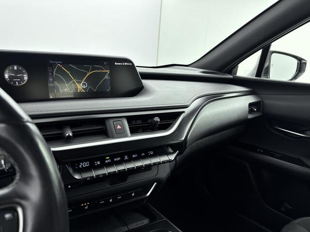 Lexus Ux 250h Business Line | Stuur- en stoelverwarming