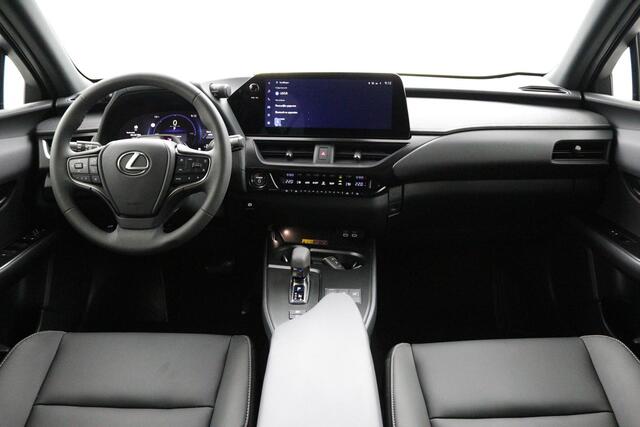 Lexus Ux 300h F SPORT Design | Premium Navigatie | Elektrisch bedienbare achterklep | Blind Spot Monitor