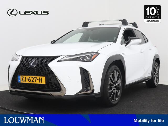Lexus Ux 250h F-Sport Edition | Sportstoelen | Stoel- en stuurwielverwarming | Lexus Navigatie | Apple Carplay/ Android Auto | Tri-LED |