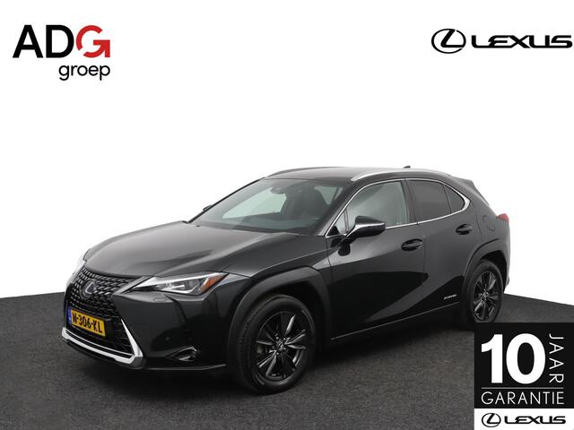 Lexus Ux 250h Business Line Limited | Afneembare trekhaak | Stoelverwarming | Stuurwielverwarming | Privacy Glass