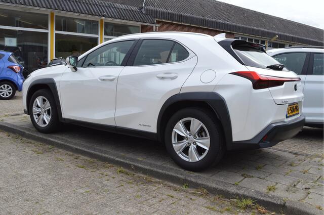 Lexus Ux 250 hev Busn. Line Pro Fabrieksgarantie / Addapt.cruise / Apple,android / Climate control