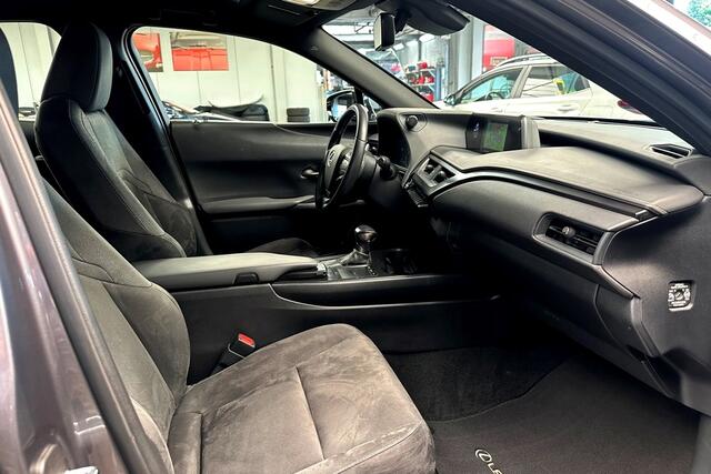 Lexus Ux 250h Hybrid Navi / Camera