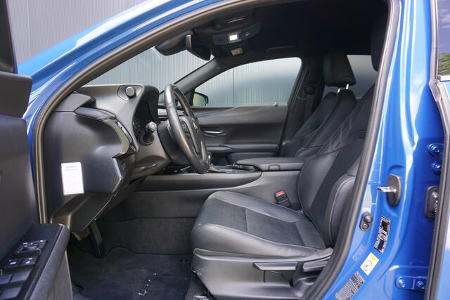Lexus Ux 250h Business Line | Leder | Camera | ACC | 18'' LM | Dealeronderhouden |