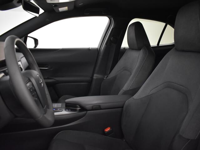 Lexus Ux 300h Business Line | Stuur en Stoelverwarming | BLS | Parkeersen