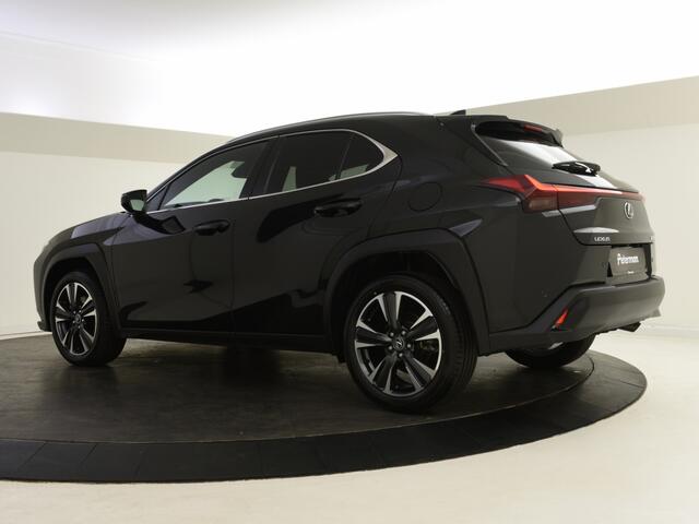 Lexus Ux 300h Business Line | Parkeersensoren V+A | BLS | Stuur en Stoelv