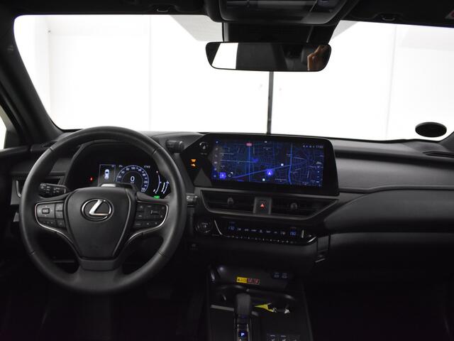 Lexus Ux 300h Business Line | Parkeersensoren V+A | BLS | Stuur en Stoelv
