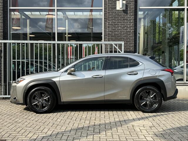 Lexus Ux 250h Luxury Line All-in rijklrprs | Leder | Camera | Stoelverw.