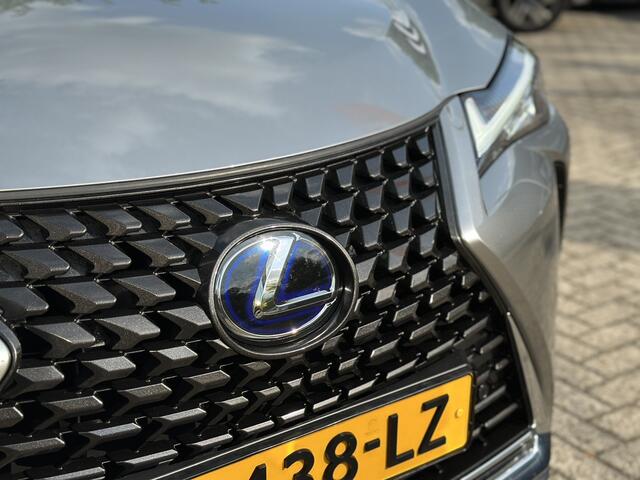 Lexus Ux 250h Luxury Line All-in rijklrprs | Leder | Camera | Stoelverw.