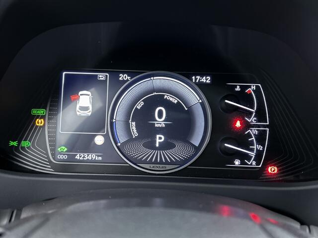 Lexus Ux 250h Luxury Line Limited | Schuif-kantel dak | Navigatie | Stoelverwarming |