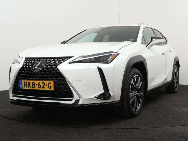 Lexus Ux 250h Business Line | Blind Spot Monitor | Leder | Stuur en stoel verwarming |