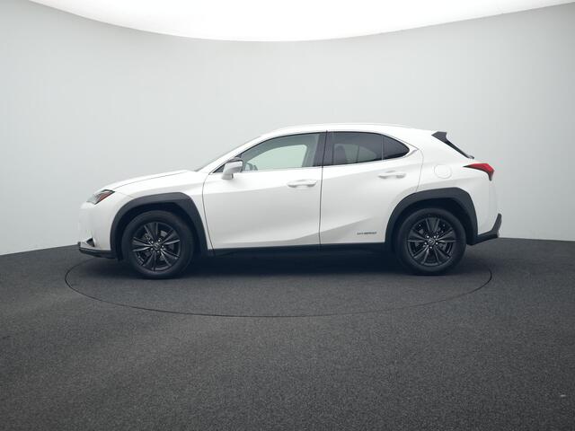 Lexus Ux 250h Luxury Line | Glazen Schuifdak | Trekhaak |