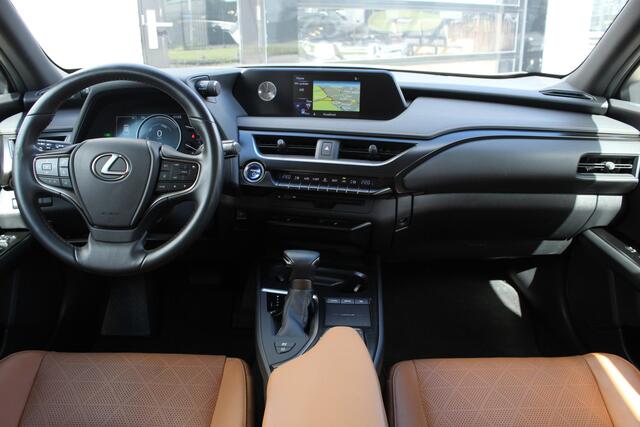 Lexus Ux 250h Luxury Line / Carplay / Camera / Leer