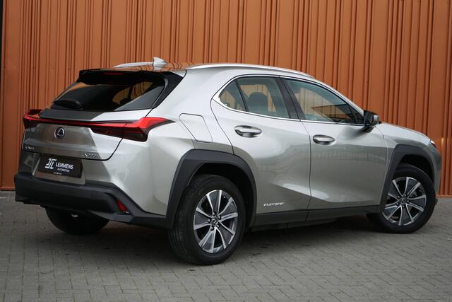 Lexus Ux 300e Business 54kWh NL AUTO El.stoelen ACC Camera Carplay Auto-clima