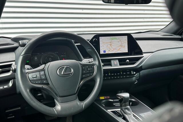 Lexus Ux 250h F Sport Design Leer / Navi / Carplay