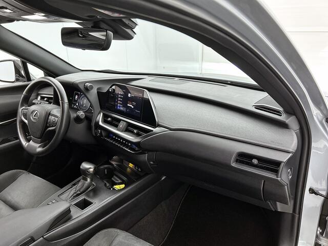 Lexus Ux 250h Urban Line | Apple Carplay/Android Auto | Cruise control adaptief |