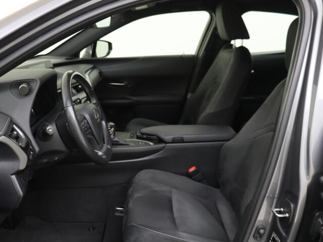Lexus Ux 250h Business Line | Camera | Navigatie | Clima | Keyless Entry | Rijklaar prijs!