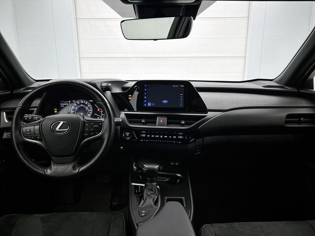 Lexus Ux 250h Urban Line | Apple Carplay/ Android Auto | Draadloze lader | LED koplampen | Lexus Connected |