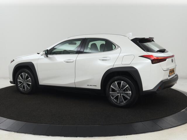 Lexus Ux 300e Business 54 kWh | 1e eigenaar | Adaptive cruise | Carplay | Camera | Navigatie | Full LED | Elektrische stoelen | Climate control | Bluetooth
