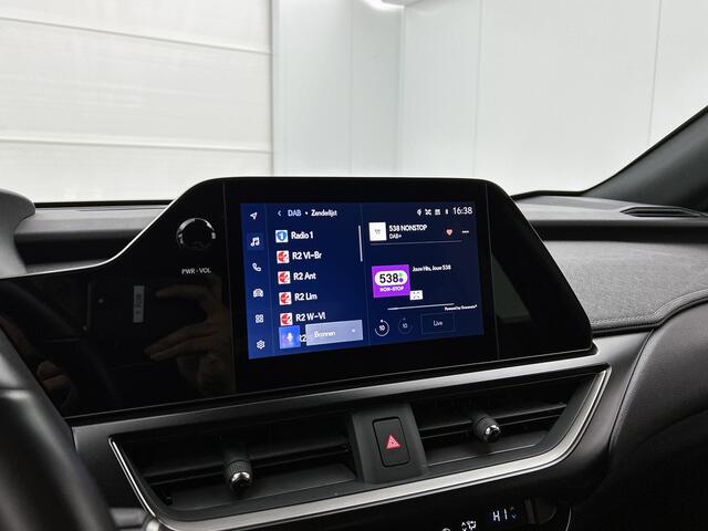 Lexus Ux 250h F-Sport Design | BTW Voertuig | Premium uitgevoerd |