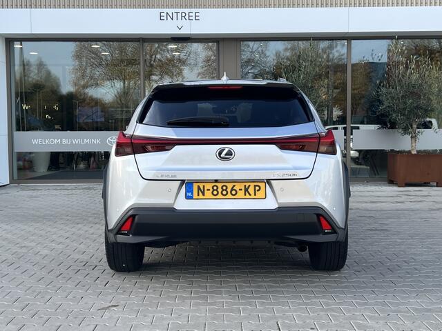 Lexus Ux 250h Executive Line | Leder | Camera | Head-Up