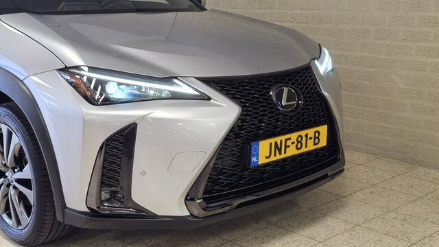 Lexus Ux 250h F-Sport-Design Navi Camera Winterpakket Géén Afleverkosten