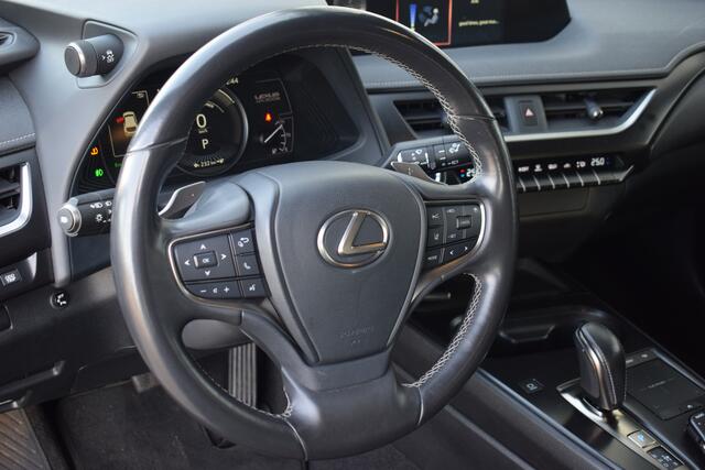 Lexus Ux 300e Business 54 kWh OrigNL | NAP