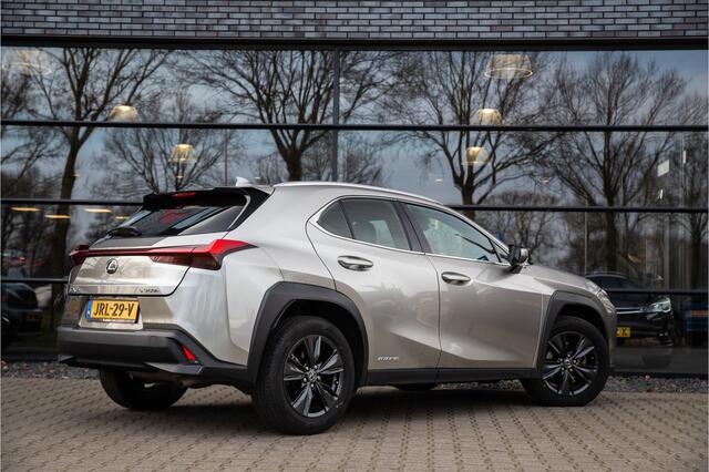Lexus Ux 250h , Adap. cruise, Achteruitrijcamera,