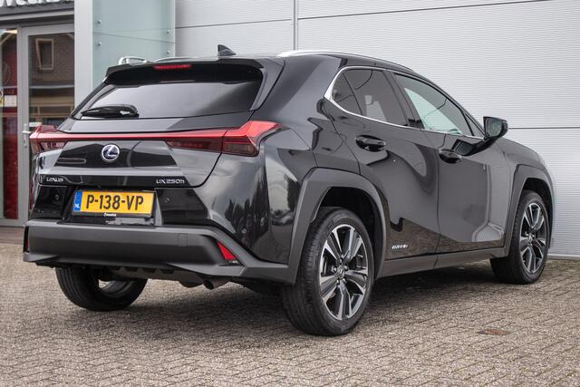 Lexus Ux 250h Preference Line | Adaptive cruise | Cam. | Android Auto/Carplay |