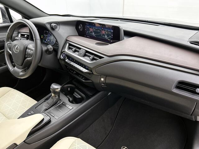 Lexus Ux 250h Executive Line | Stoelgeheugen | Mark Levinson | Stoelkoeling |