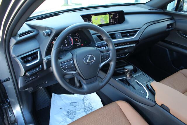 Lexus Ux 250h Hybrid President Line Premium I Mark Lev. I Open dak I Applecarplay