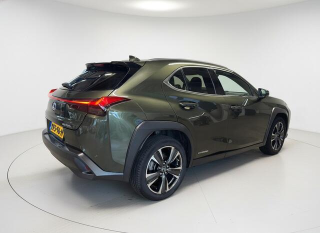 Lexus Ux 250h Luxury Line | Schuif- Kanteldak | Stoelverwarming | Carplay |