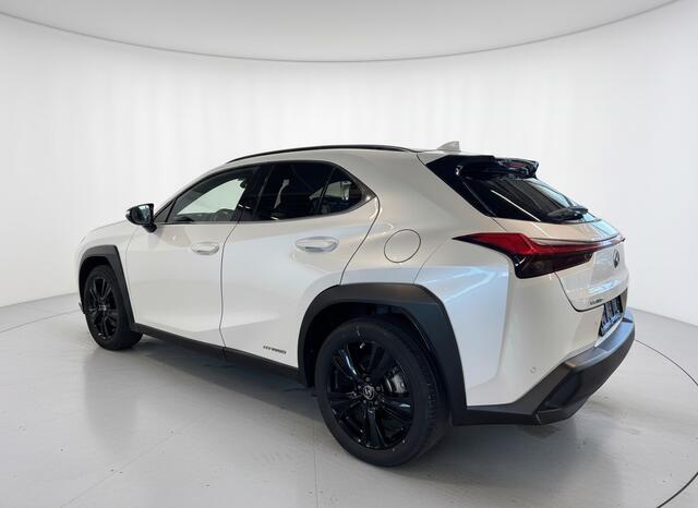Lexus Ux 250h Luxury Line | Carplay | Stoelverwarming | Adaptive Cruise |