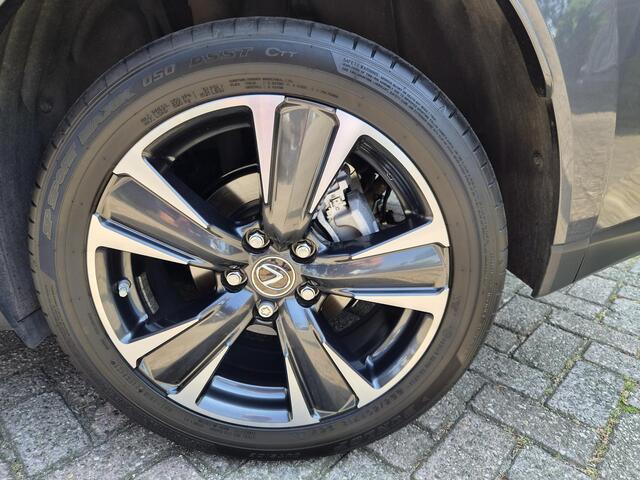Lexus Ux 250h AWD Executive Line All-in prijs!