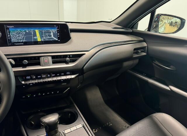 Lexus Ux 250h Executive Line | President Pack | Schuif- Kanteldak | Mark Levinson |