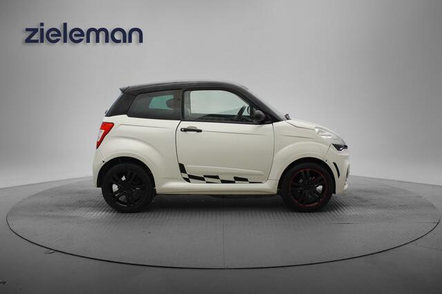 Ligier JS50 dCi Elegance - 2020 - 10.321 Km - Airco, Leer, Stuurbekrachtiging