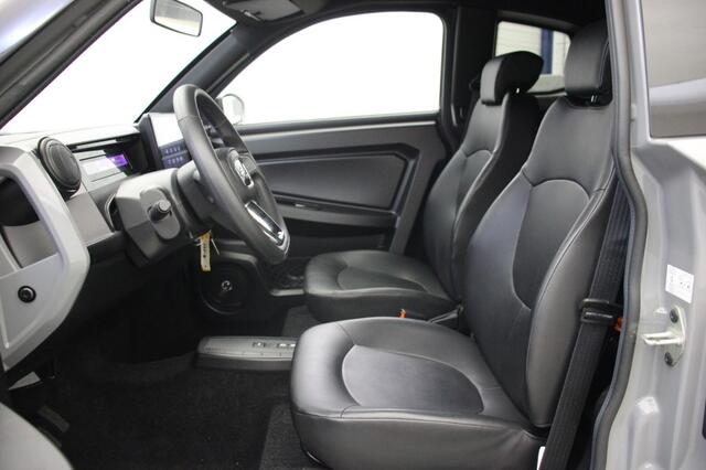 Ligier Myli Electric 12 kWh Rebel - 2023 - 2.420 km - Camera, Carplay, Leer