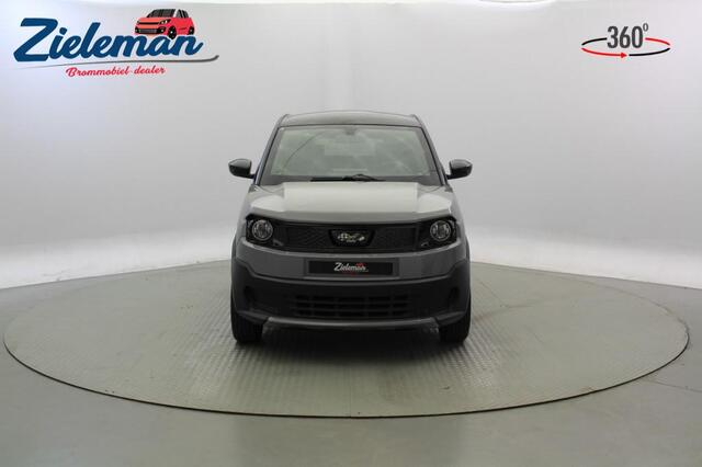 Ligier Myli Electric 12 kWh Rebel - 2023 - 2.420 km - Camera, Carplay, Leer
