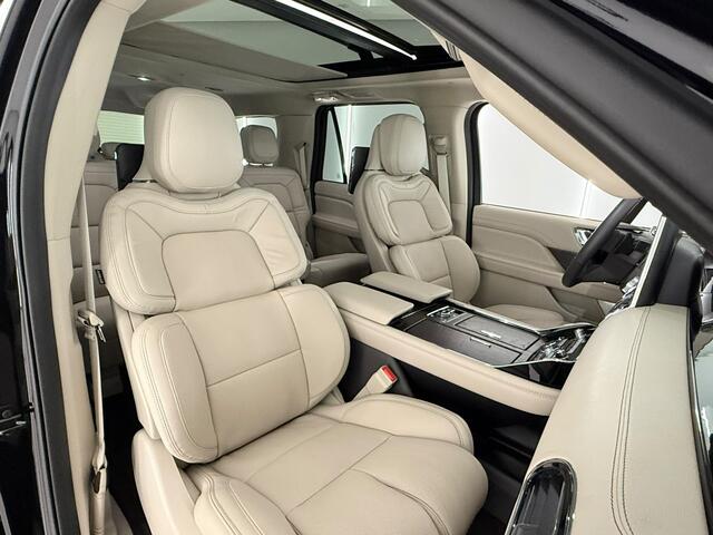 Lincoln NAVIGATOR 3.5L V6 Lang Preferred Grijs kenteken