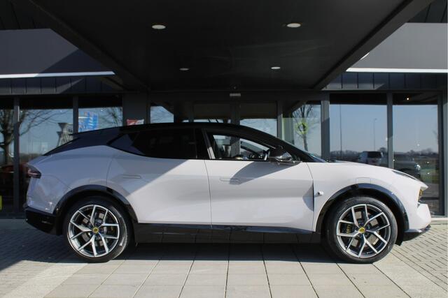 Lotus Eletre EDS 450 4WD 112 kWh
