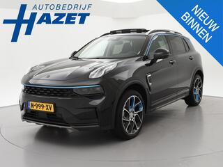 lynk-&amp;-co-01-1.5-+-schuifdak--