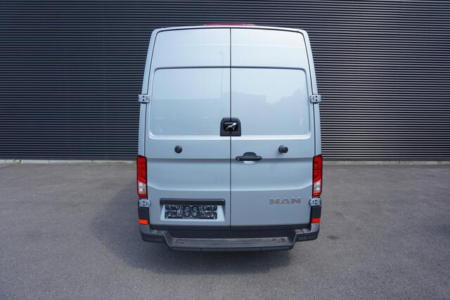 MAN TGE 3.180 | FACELIFT | L3H3 | App-Connect | Cruise | Navi | Stoelverwarming | 270 Graden Deuren